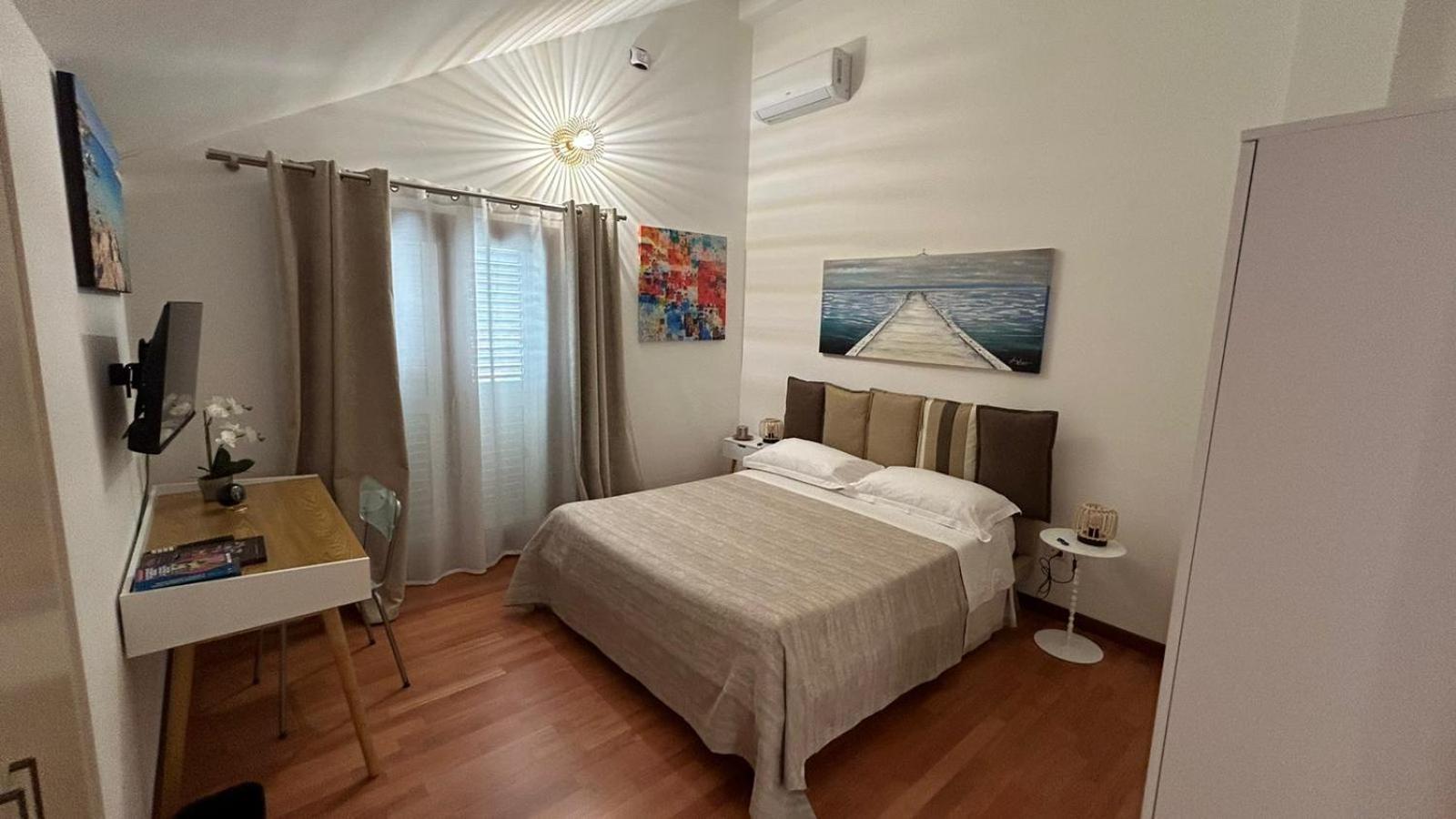 Apartamento Mansarda Luxury Tarento Exterior foto