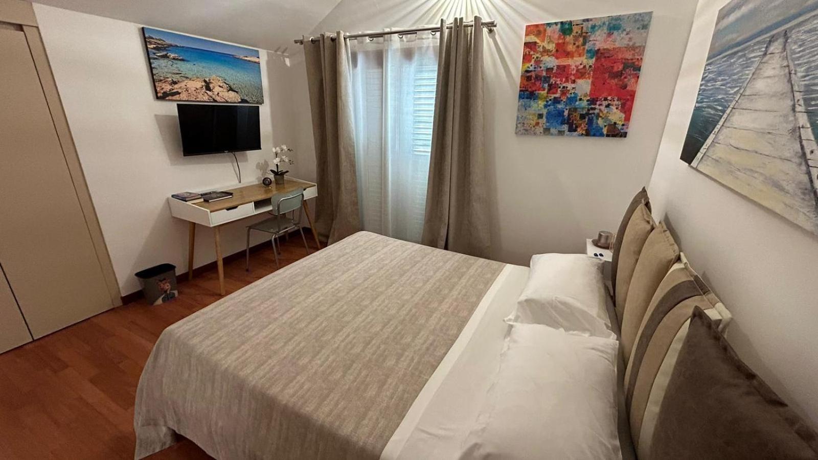 Apartamento Mansarda Luxury Tarento Exterior foto