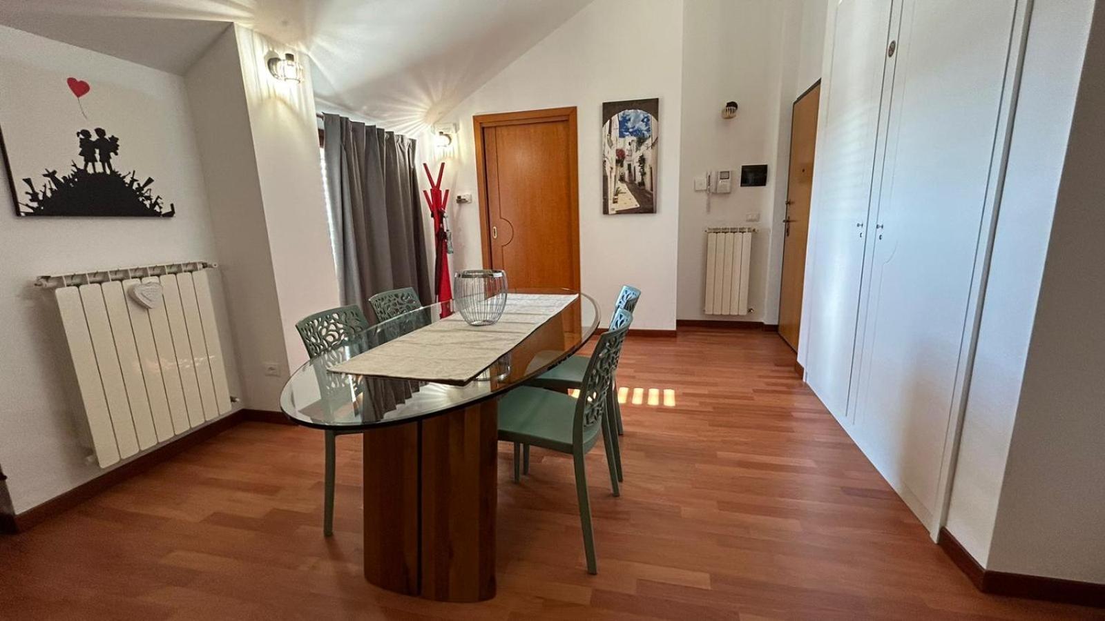 Apartamento Mansarda Luxury Tarento Exterior foto